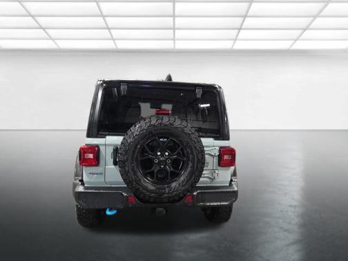 Earl Clearcoat 2024 Jeep Wrangler 4xe Willys