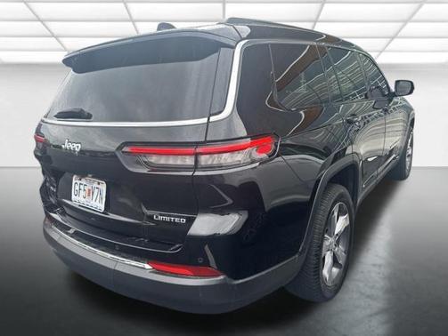 Diamond Black Crystal Pearlcoat 2022 Jeep Grand Cherokee L Limited