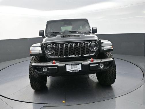 Black Clearcoat 2026 Jeep Wrangler Rubicon