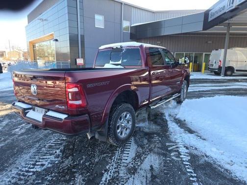 2021 RAM 2500 Laramie Crew Cab 4x4 6'4' Box