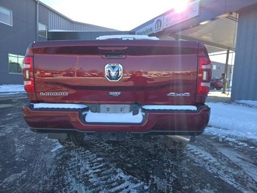 2021 RAM 2500 Laramie Crew Cab 4x4 6'4' Box