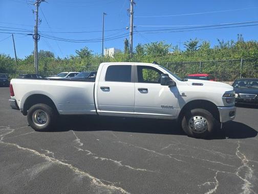 2025 RAM 3500 Big Horn Crew Cab 4x4 8' Box