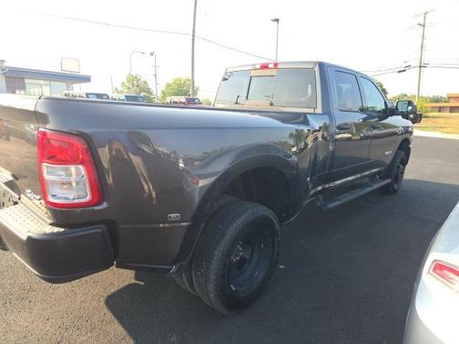2021 RAM 3500 Tradesman Crew Cab 4x4 8' Box