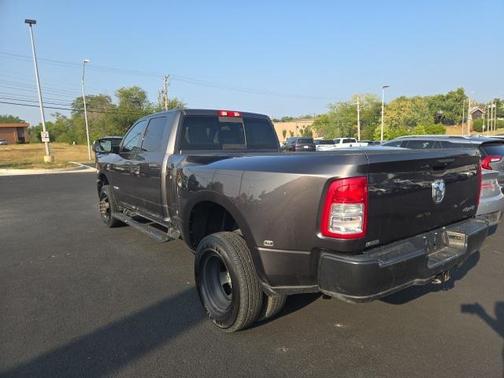 2021 RAM 3500 Tradesman Crew Cab 4x4 8' Box