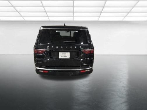 Diamond Black Crystal Pearlcoat 2024 Jeep Wagoneer L Series II 4x4