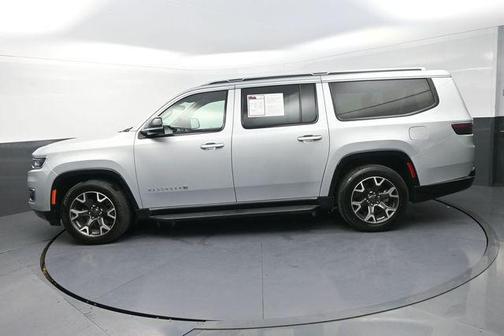 2023 Jeep Wagoneer L Series III 4x4