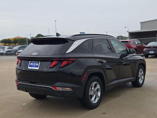 Black Pearl 2024 Hyundai TUCSON SEL