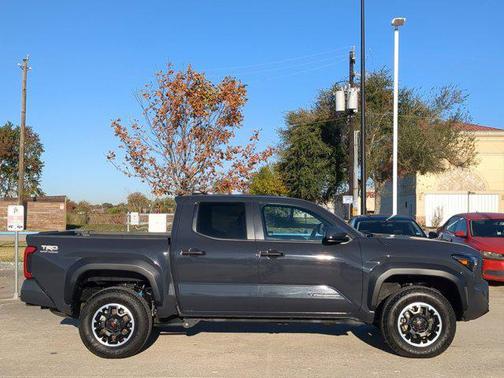 2024 Toyota Tacoma TRD Off Road