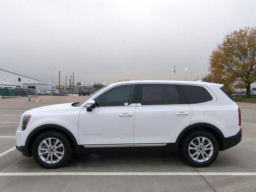 2022 Kia Telluride LX