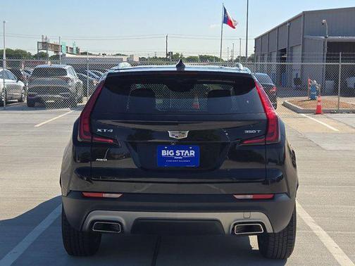 Stellar Black Metallic 2021 Cadillac XT4 Premium Luxury