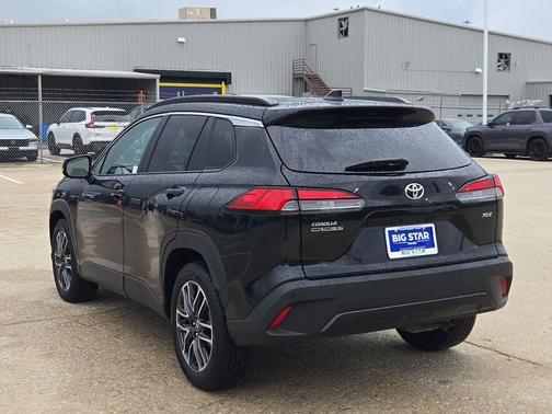 Jet Black 2026 Toyota Corolla Cross XLE