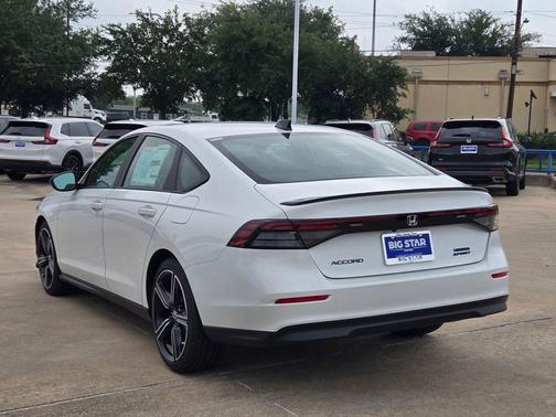 Platinum White Pearl 2026 Honda Accord Hybrid Sport