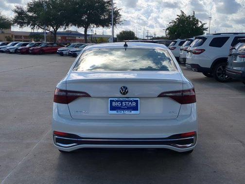 2024 Volkswagen Jetta 1.5T SEL