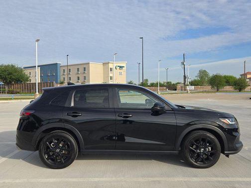 2025 Honda HR-V AWD Sport