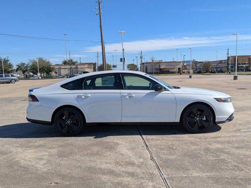 2025 Honda Accord Hybrid Base