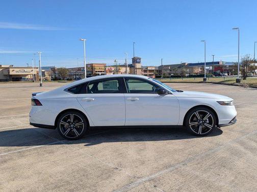 2025 Honda Accord Hybrid Base
