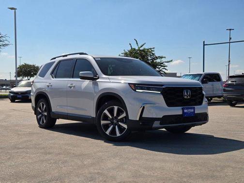 2025 Honda Pilot Touring 8-Passenger