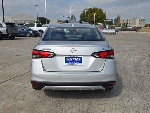 2023 Nissan Versa 1.6 SV