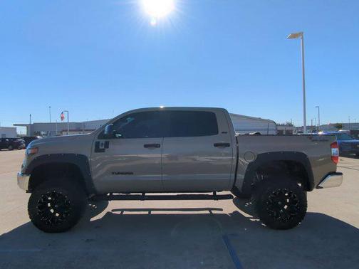 2019 Toyota Tundra SR5