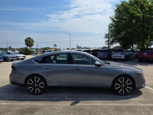 Urban Gray Pearl 2026 Honda Accord Hybrid Touring