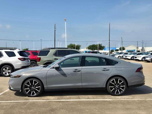 Urban Gray Pearl 2026 Honda Accord Hybrid Touring