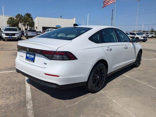 2025 Honda Accord Sport SE 1.5T