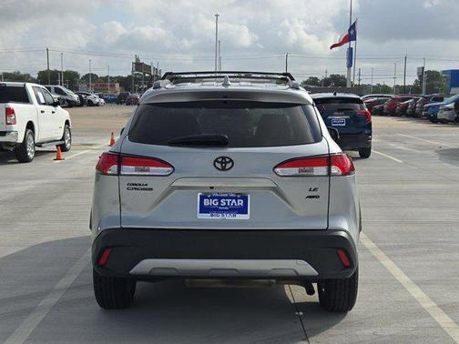 Sonic Silver 2022 Toyota Corolla Cross LE