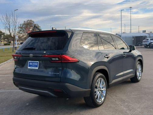 2024 Toyota Grand Highlander Platinum
