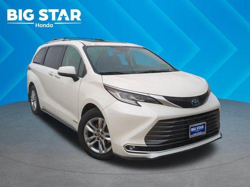 2021 Toyota Sienna Limited 7-Passenger