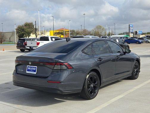 2025 Honda Accord SE