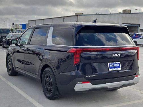 2025 Kia Carnival LXS