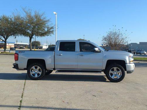2018 Chevrolet Silverado 1500 2LT