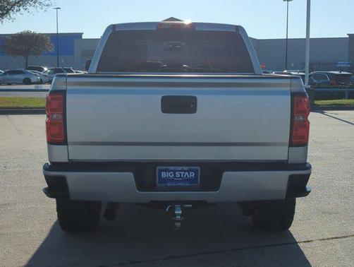 2018 Chevrolet Silverado 1500 2LT