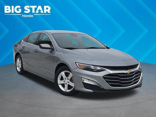 Sterling Gray Metallic 2024 Chevrolet Malibu FWD 1LT