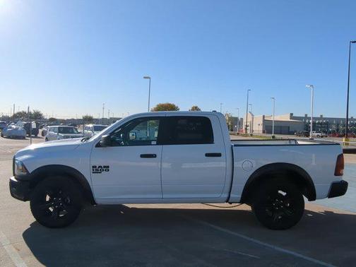2024 RAM 1500 Classic Warlock Crew Cab 4x2 5'7' Box