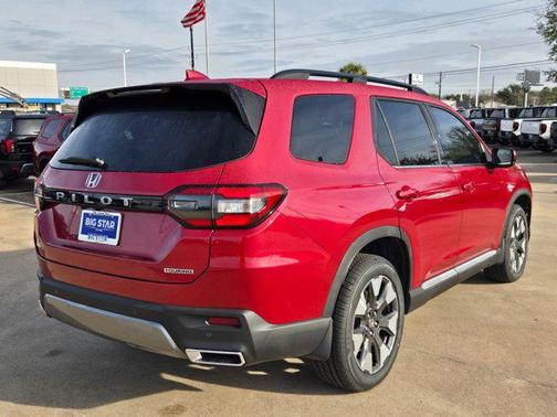 2026 Honda Pilot Touring 8-Passenger