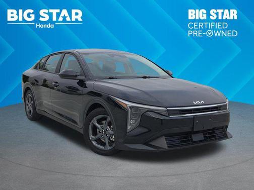 Aurora Black Pearl 2025 Kia K4 LXS