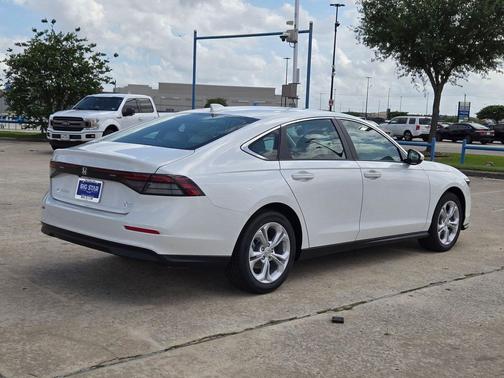 Platinum White Pearl 2026 Honda Accord LX 1.5T