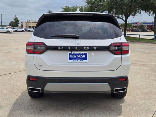 Platinum White Pearl 2026 Honda Pilot EX-L