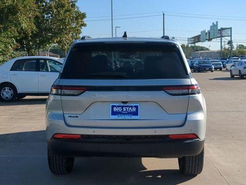 2024 Jeep Grand Cherokee Altitude