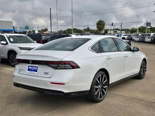Platinum White Pearl 2026 Honda Accord Hybrid Touring
