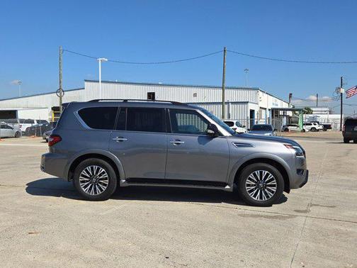 2023 Nissan Armada SL 4WD