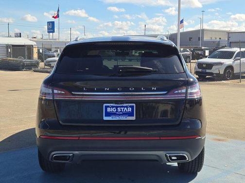 2023 Lincoln Nautilus Standard