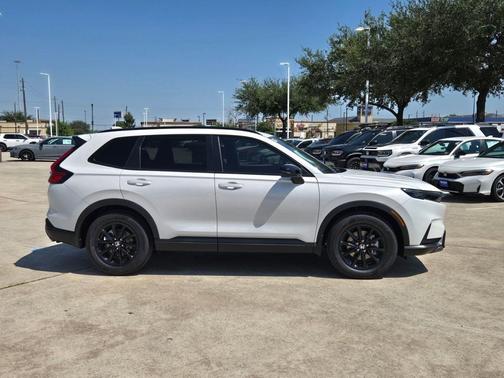Platinum White Pearl 2026 Honda CR-V Hybrid Sport-L FWD