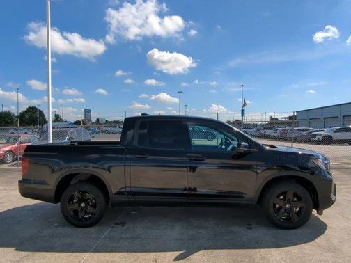2022 Honda Ridgeline Black