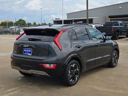 Graphite Gray 2024 Kia Niro EV Wind