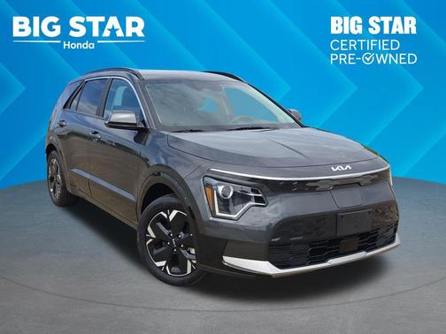 Graphite Gray 2024 Kia Niro EV Wind