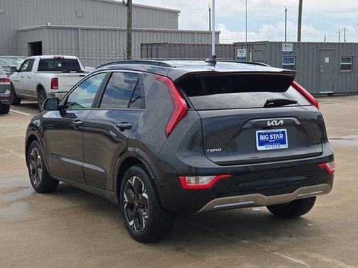 Graphite Gray 2024 Kia Niro EV Wind