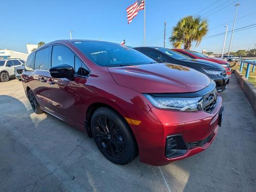 Radiant Red Metallic II 2026 Honda Odyssey Sport-L