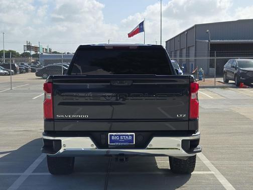 Dark Ash Metallic 2023 Chevrolet Silverado 1500 LTZ